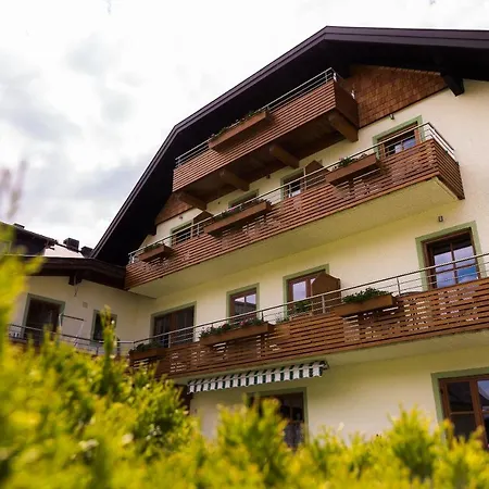 Antonia Otel Fuschl am See